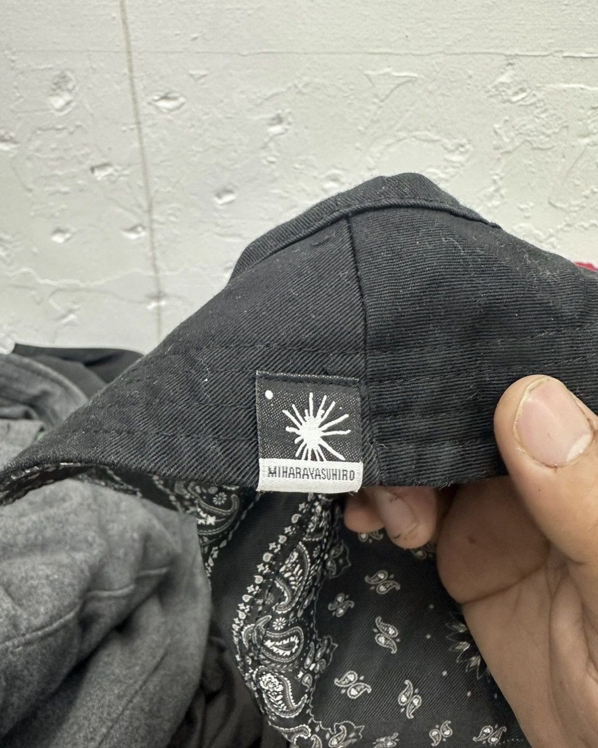 Japanese Brand Miharayasuhiro GU Reversible Bucket Hat Size ONE SIZE - 7 Thumbnail