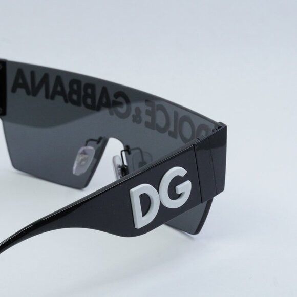 Dolce & Gabbana Dolce & Gabbana DG2233 01/87 Sunglasses Black Shield Frame Size ONE SIZE - 9 Thumbnail