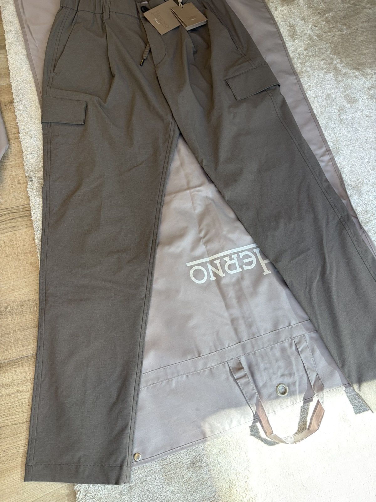 Herno Herno Resort Cargo Trousers Drawstring Luxury Pants Joggers Size US 32 / EU 48 - 8 Thumbnail