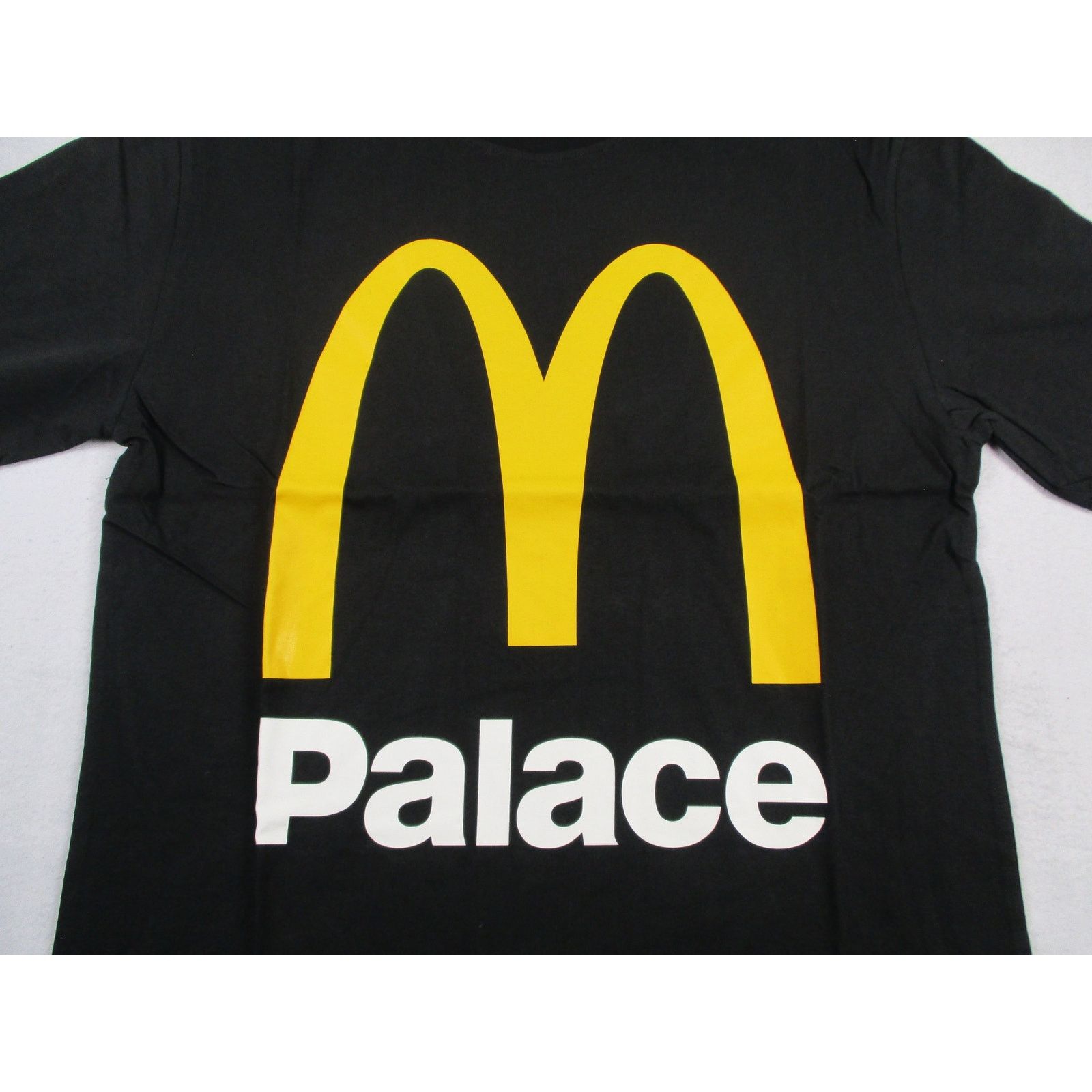 Palace Palace x McDonald's Logo T-Shirt Black Medium New 1272-1276 Size US M / EU 48-50 / 2 - 10 Thumbnail