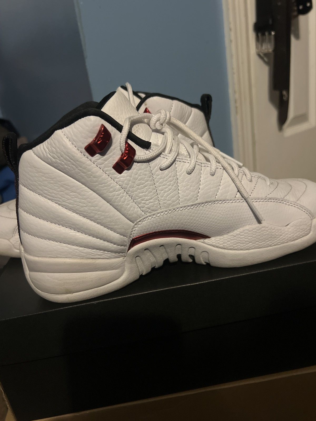Jordan Brand Jordan 12 “Twist” Size US 7 / EU 40 - 4 Thumbnail