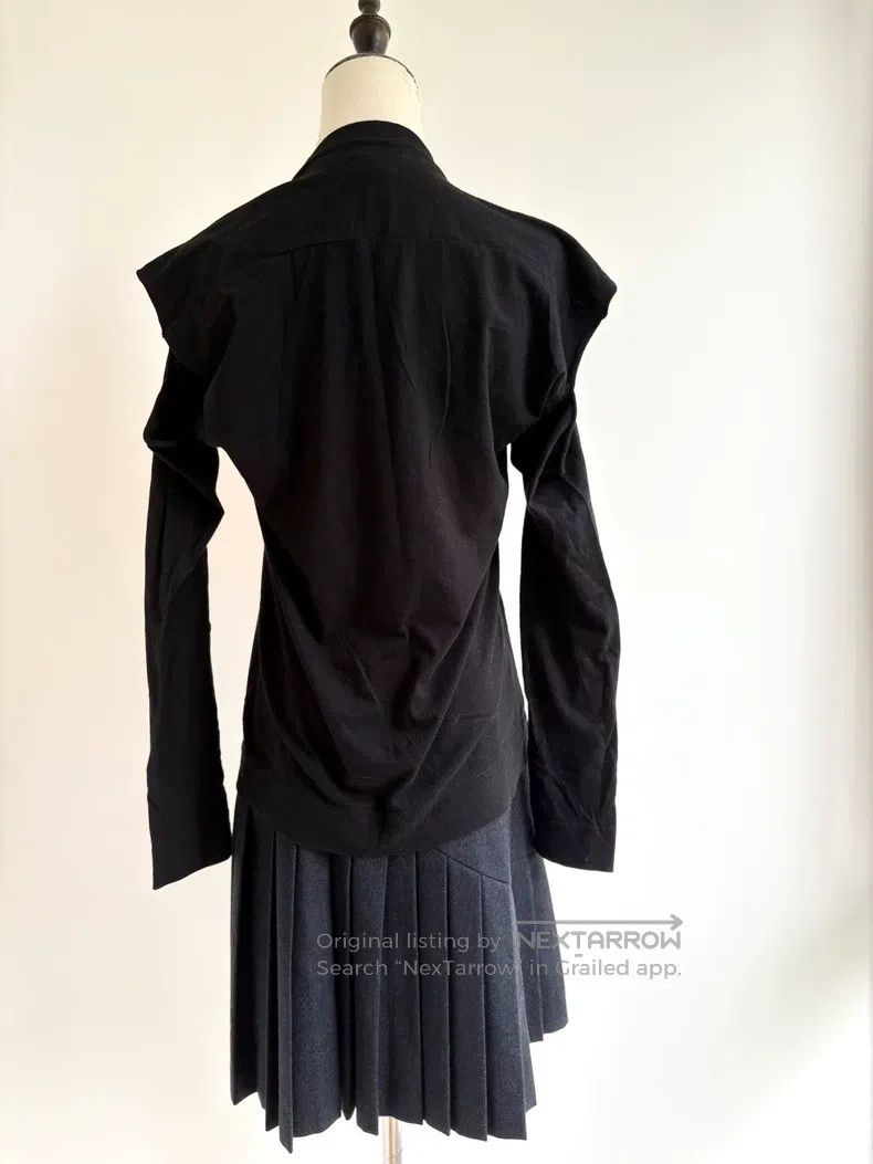 Vivienne Westwood Vivienne Westwood Vintage black heart earth off-shoulder t Size XS / US 0-2 / IT 36-38 - 5 Thumbnail