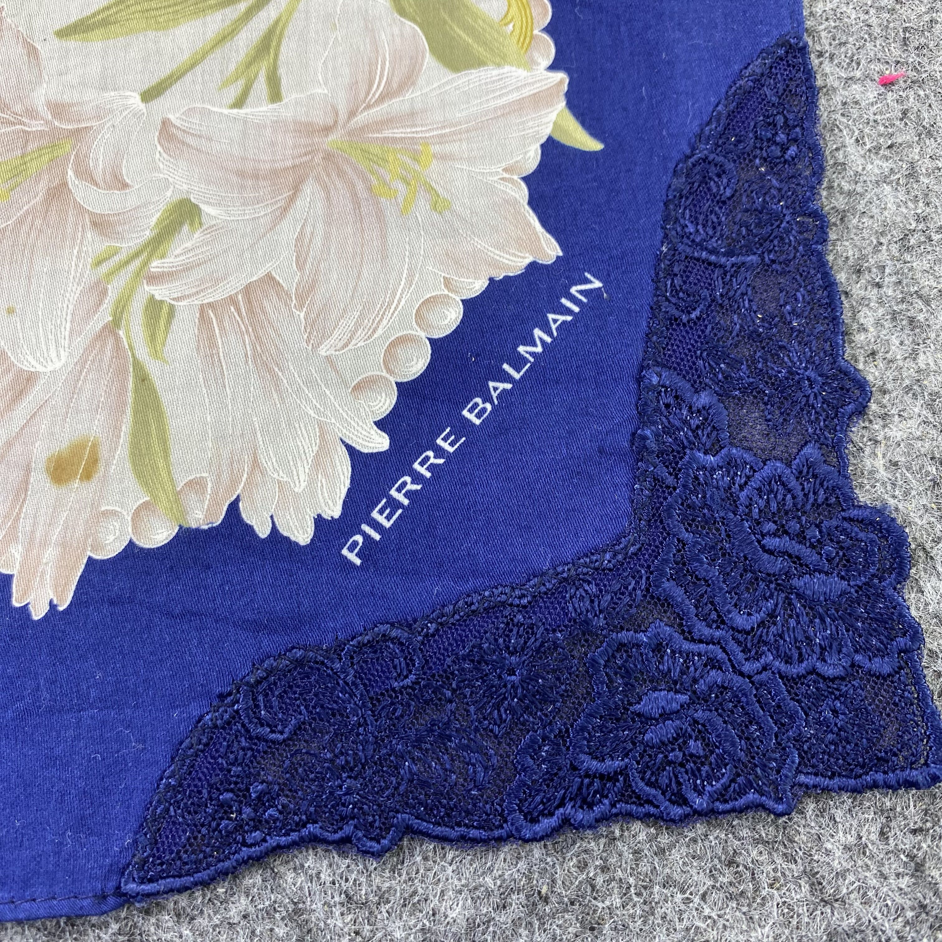 Pierre Balmain Pierre Balmain Handkerchief / Bandana / Neckerchief-B1093 Size ONE SIZE - 5 Thumbnail