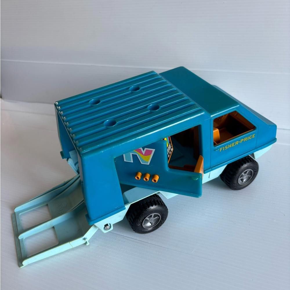 Designer Vintage 1977 Fisher Price Adventure People Mobile TV Unit Size ONE SIZE - 3 Thumbnail