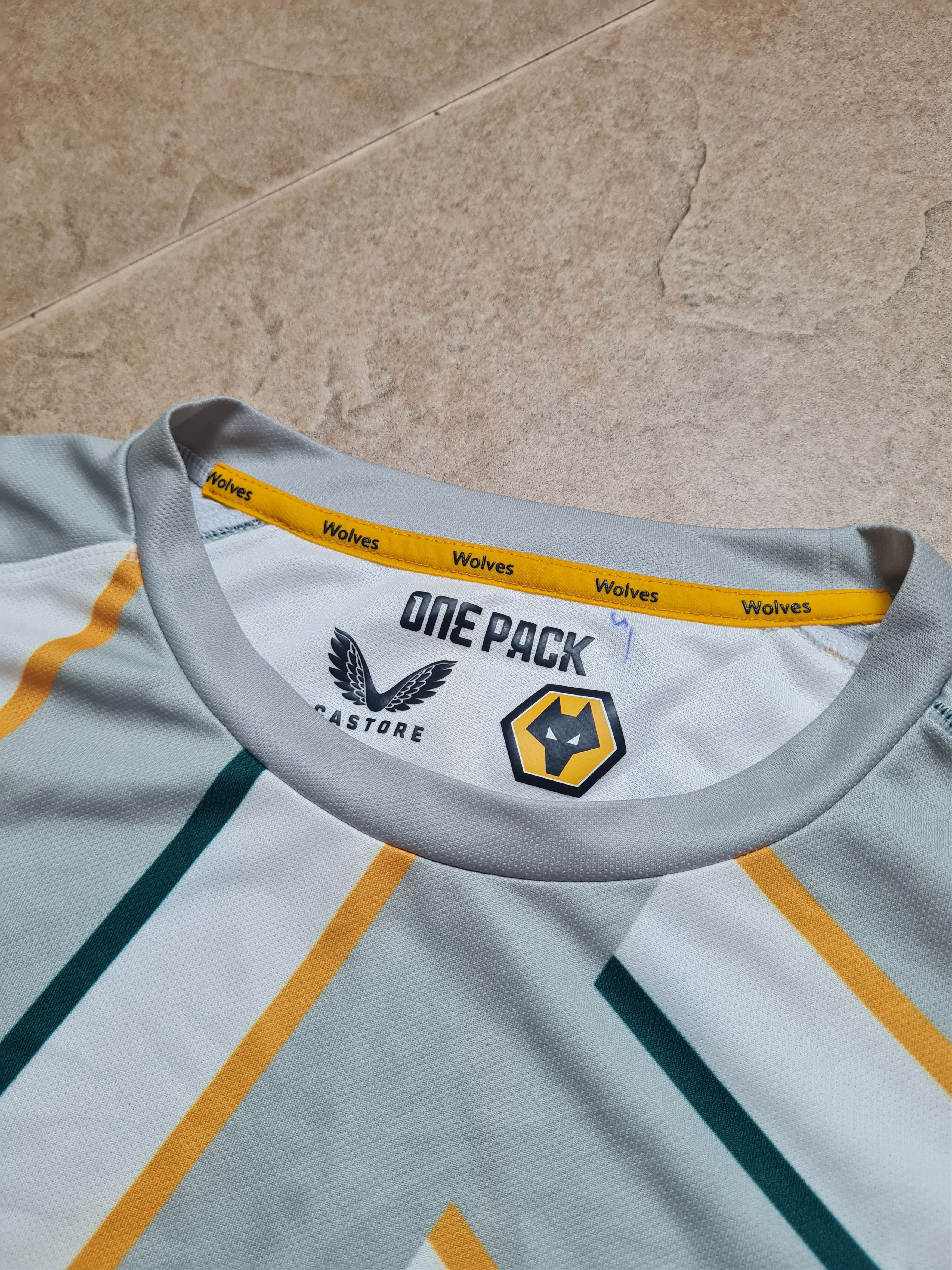 Castore Football jersey Camiseta Castore Wolverhampton Wanderers Size US XXL / EU 58 / 5 - 17 Thumbnail