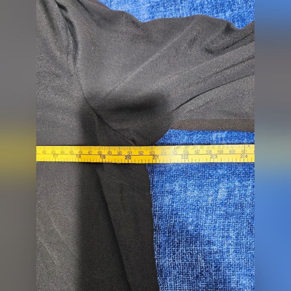 Armani Exchange Armani Exchange 7/8 Sleeve See Thru Back V Neck Blouse Larg Size L / US 10 / IT 46 - 8 Thumbnail