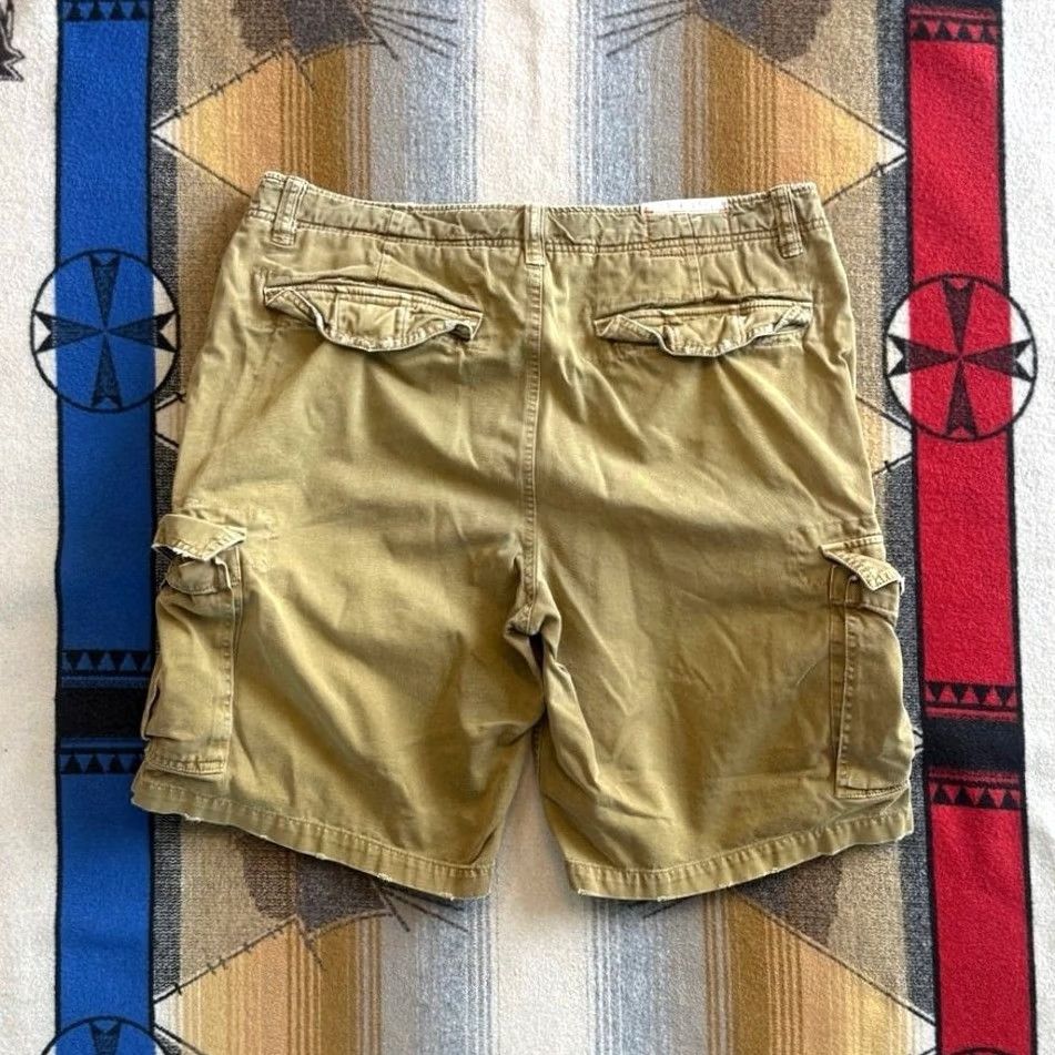 American Eagle Outfitters VINTAGE American Eagle Outfitters Cargo Shorts Size 36 Brown Khaki Mens y2k Size US 36 / EU 52 - 2 Thumbnail