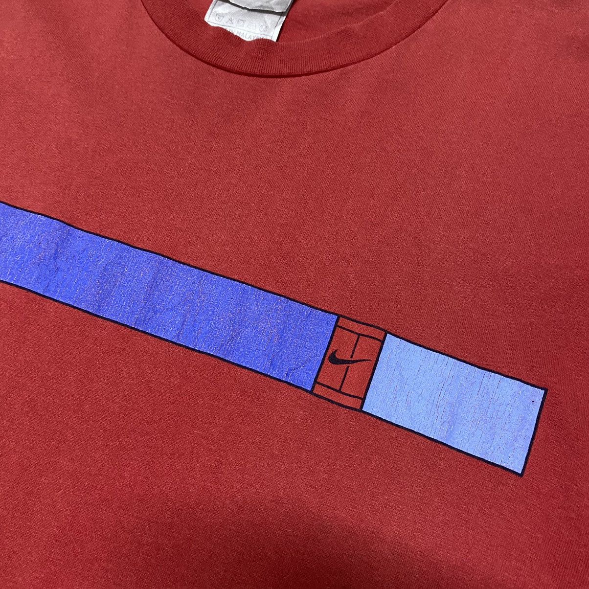 Nike × Vintage Vintage y2k Nike Court sunfade T Shirt Size US M / EU 48-50 / 2 - 8 Thumbnail