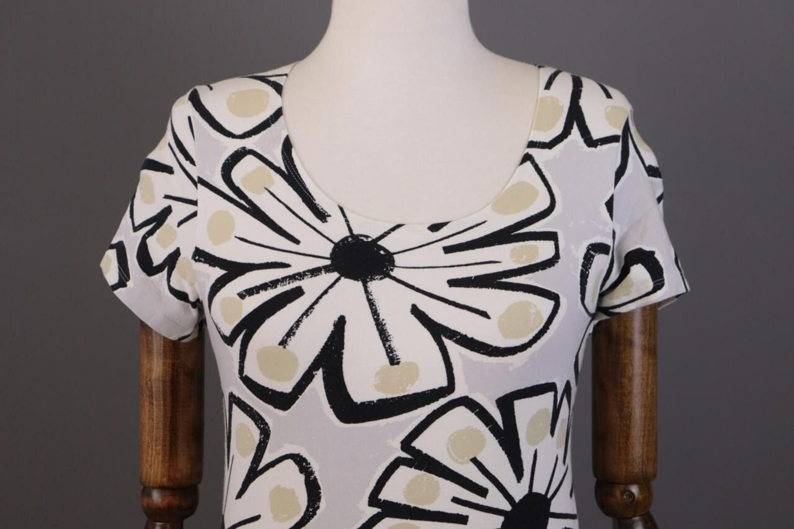 Marimekko Marimekko Mika Piirainen Gray Floral A-Line Shift Dress Size M / US 6-8 / IT 42-44 - 3 Thumbnail