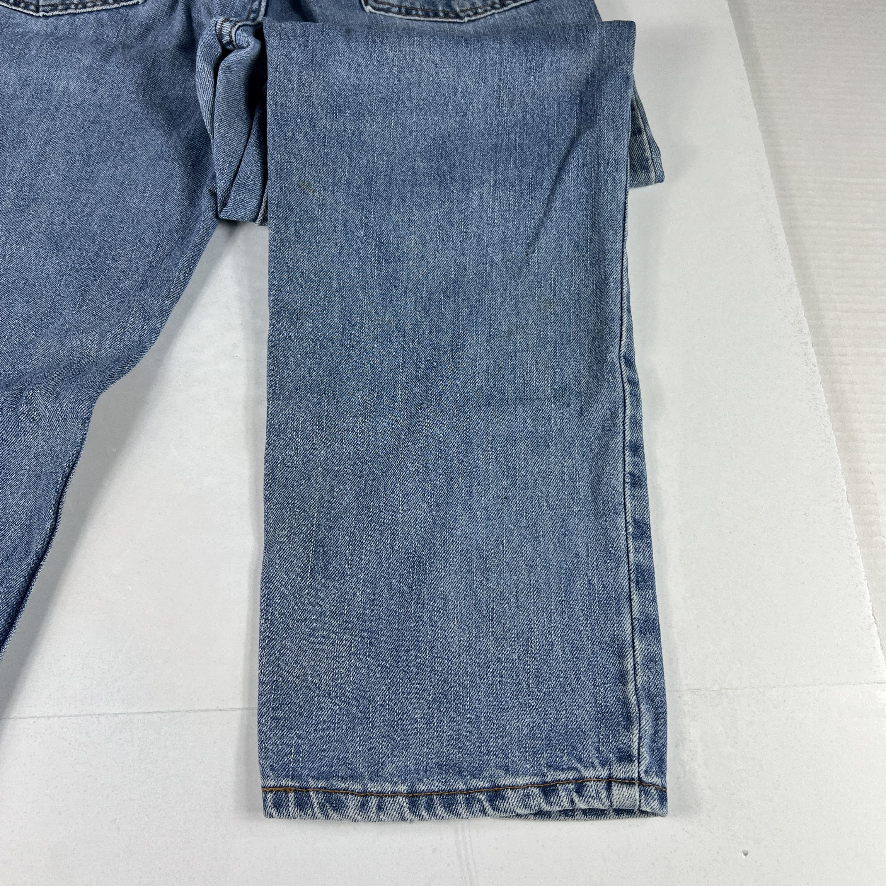 Levi's Y2K Levi's Jeans 550 Relaxed Fit Blue Faded Cotton Denim Size US 33 - 17 Thumbnail
