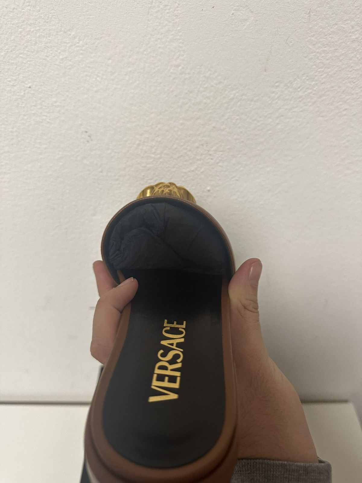 Versace Versace Medusa Flat Sandals Size US 7 / IT 37 - 5 Thumbnail