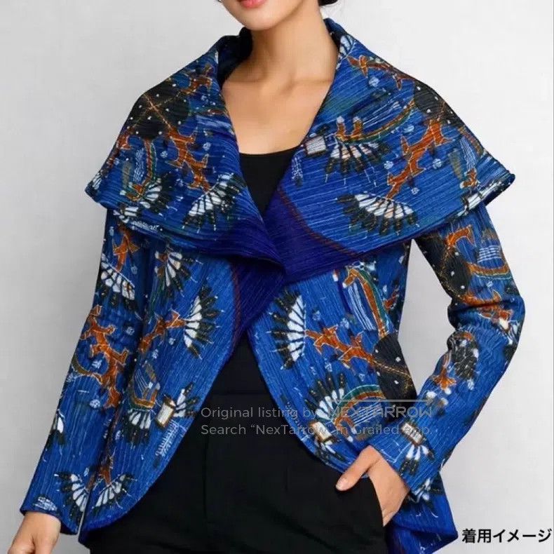 Issey Miyake Issey Miyake Dark Blue Tribe Feather Print Pleated Top Size L / US 10 / IT 46 - 1 Thumbnail