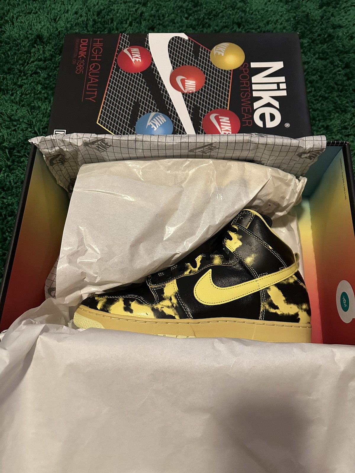 Nike Nike Dunk Hi 1985 SP Yellow 11 Size US 11 / EU 44 - 1 Thumbnail