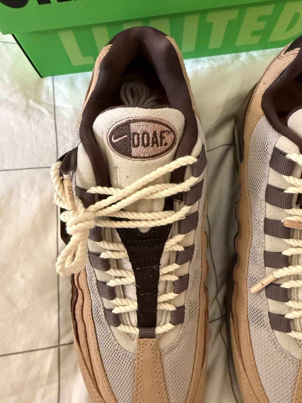 Nike Nike Air Max AIR MAX 95 BB DOAF OREGON LUMBER YARD PE Sz 11 Size US 11 / EU 44 - 6 Thumbnail