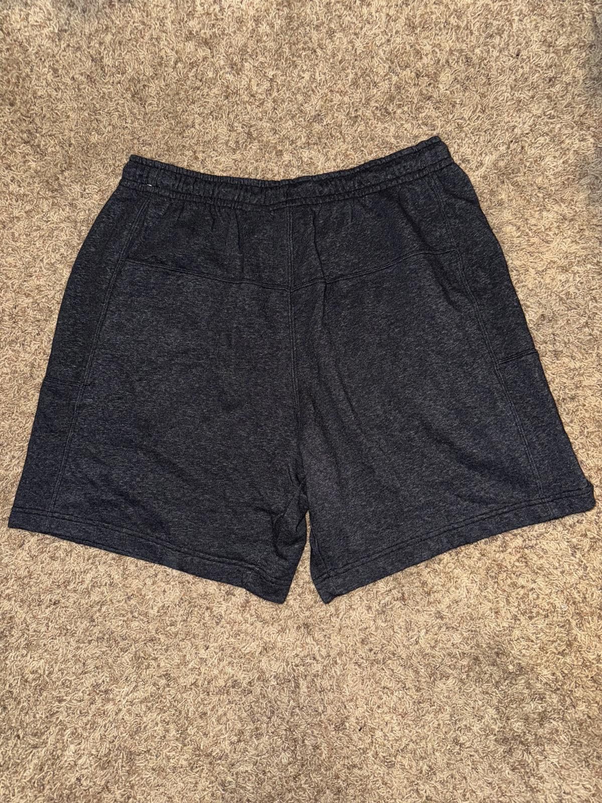 Nike Nike Sportswear Sport Essentials Semi-Brushed Shorts Size US 40 / EU 56 - 5 Thumbnail