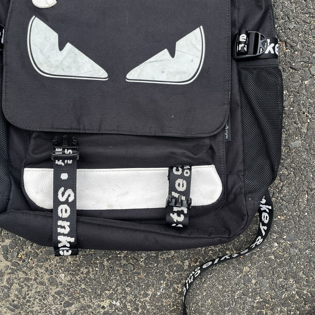Other Eye Black Backpack Charging Port Rave Style Y2K Style Senka Size ONE SIZE - 2 Thumbnail