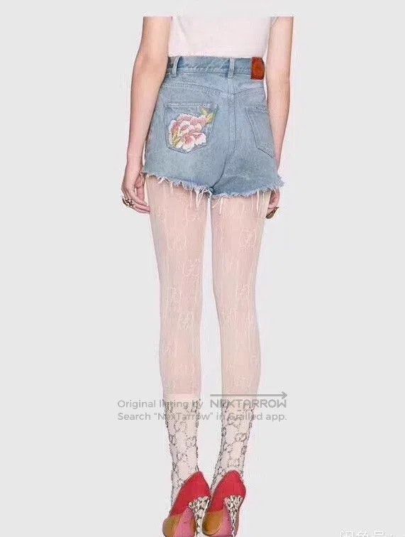 Gucci Gucci Floral embroidered denim shorts Size 24" / US 00 / IT 34 - 9 Thumbnail