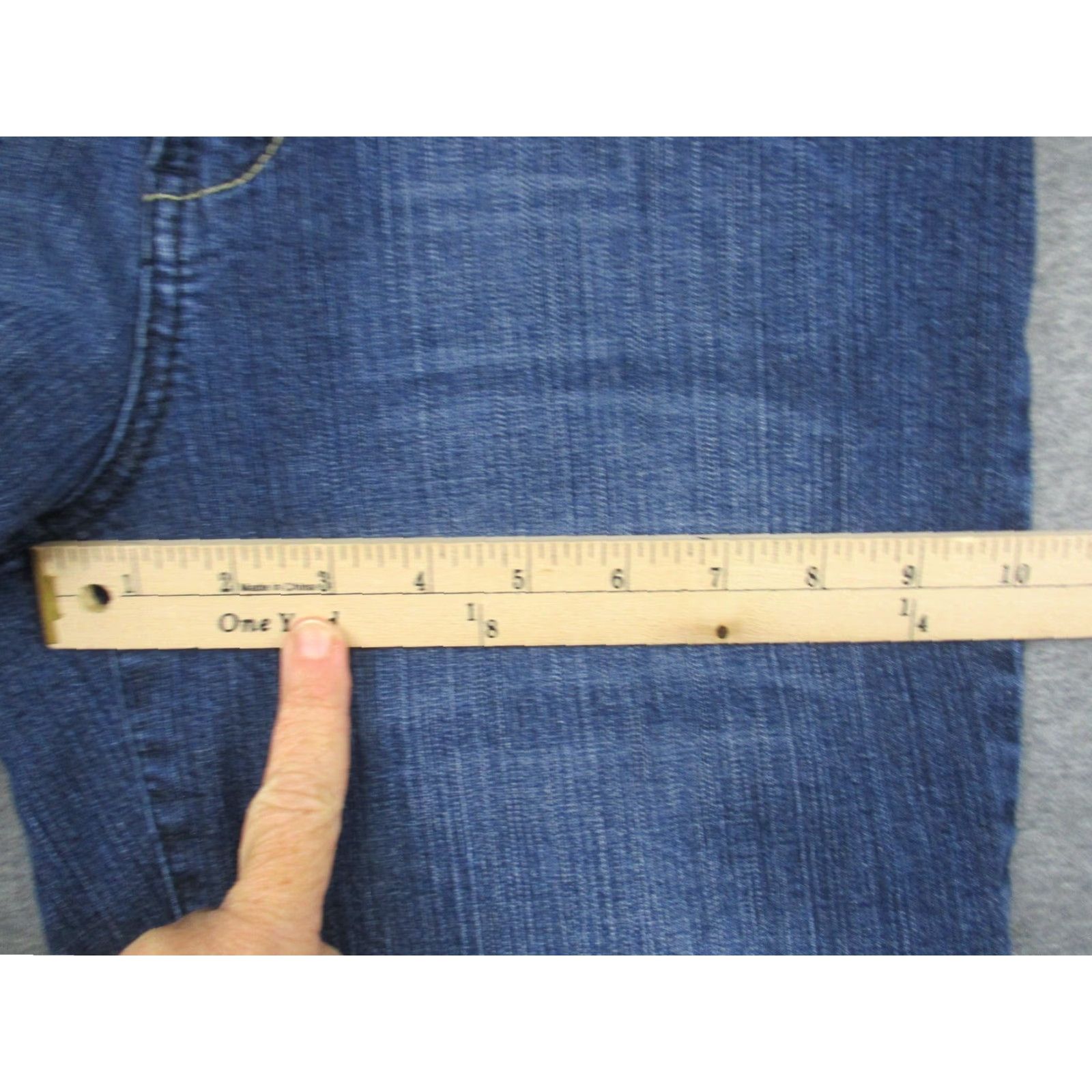 Bill Blass VINTAGE Bill Blass Jeans Flared Womens 10 31in Inseam Denim Blue Cotton Spandex 5-Pocket Stretch Rise Mid Regular Comfort Size 32" / US 10 / IT 46 - 4 Thumbnail