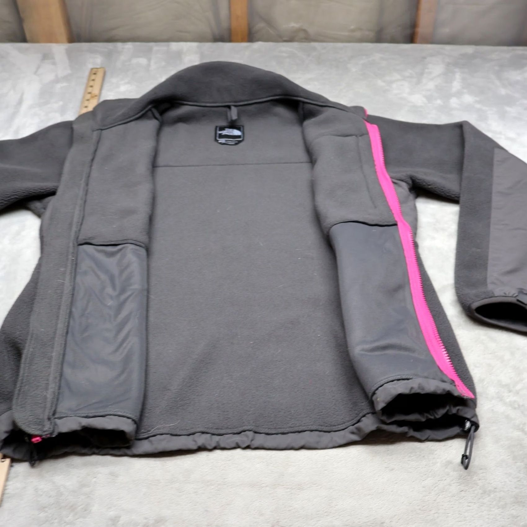 The North Face VINTAGE North Face Jacket Womens Large Gray Denali Fleece Polartec Full Zip Outdoor Hike Size L / US 10 / IT 46 - 5 Thumbnail