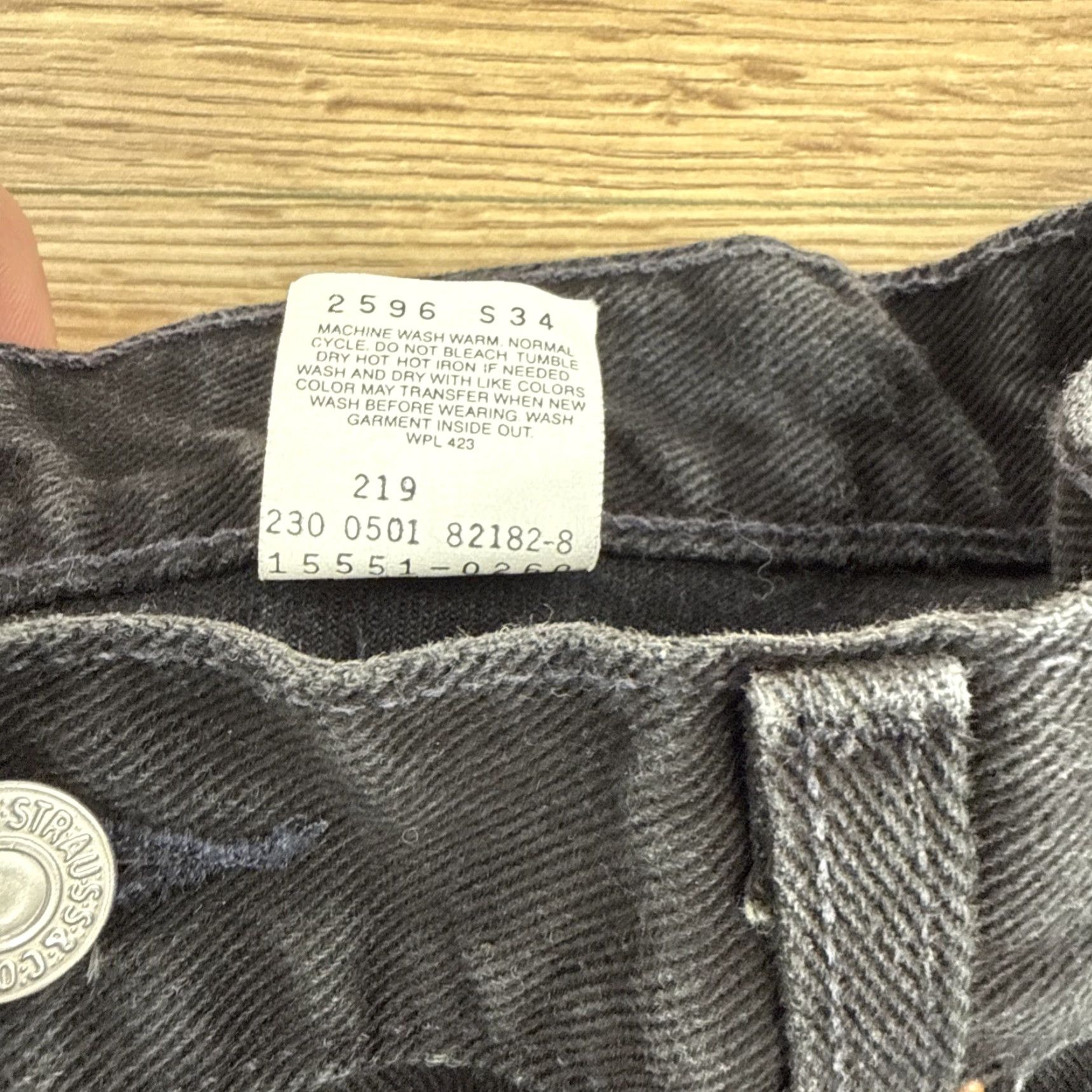 Levi's VINTAGE Levi's Jeans 550 Women Tapered Relaxed Fit Black 10 Misses S Adult Womens High Rise 27in Inseam Size 32" / US 10 / IT 46 - 3 Thumbnail