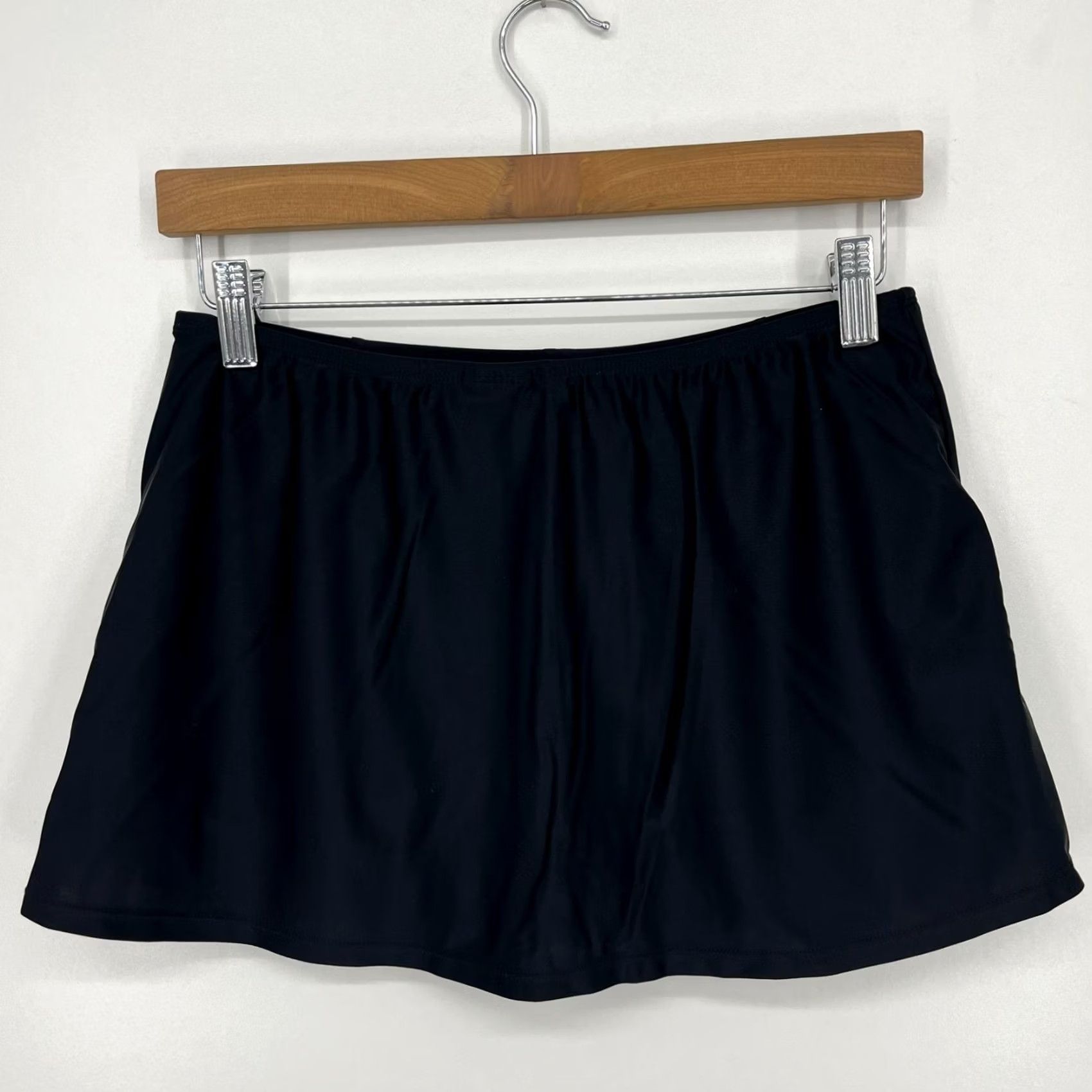 Ellen Tracy Ellen Tracy Skirt Women S Black Solid Mini Stretch Short Length Adult Small Bottoms Women Size 28" / US 6 / IT 42 - 4 Thumbnail