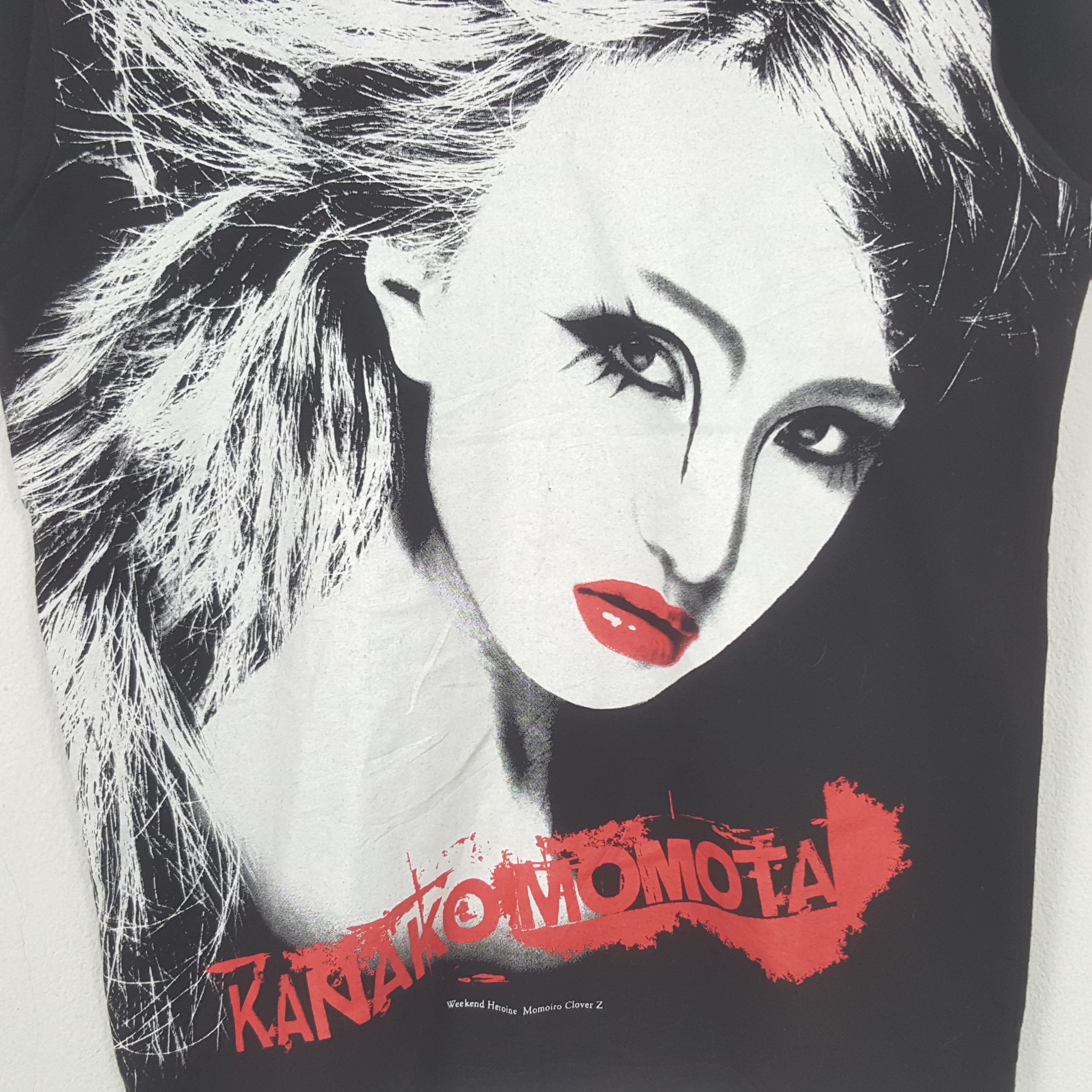 Japanese Brand Vintage Tanako Momota Japanese Singer Actress Tshirt RR2 Size US M / EU 48-50 / 2 - 2 Thumbnail