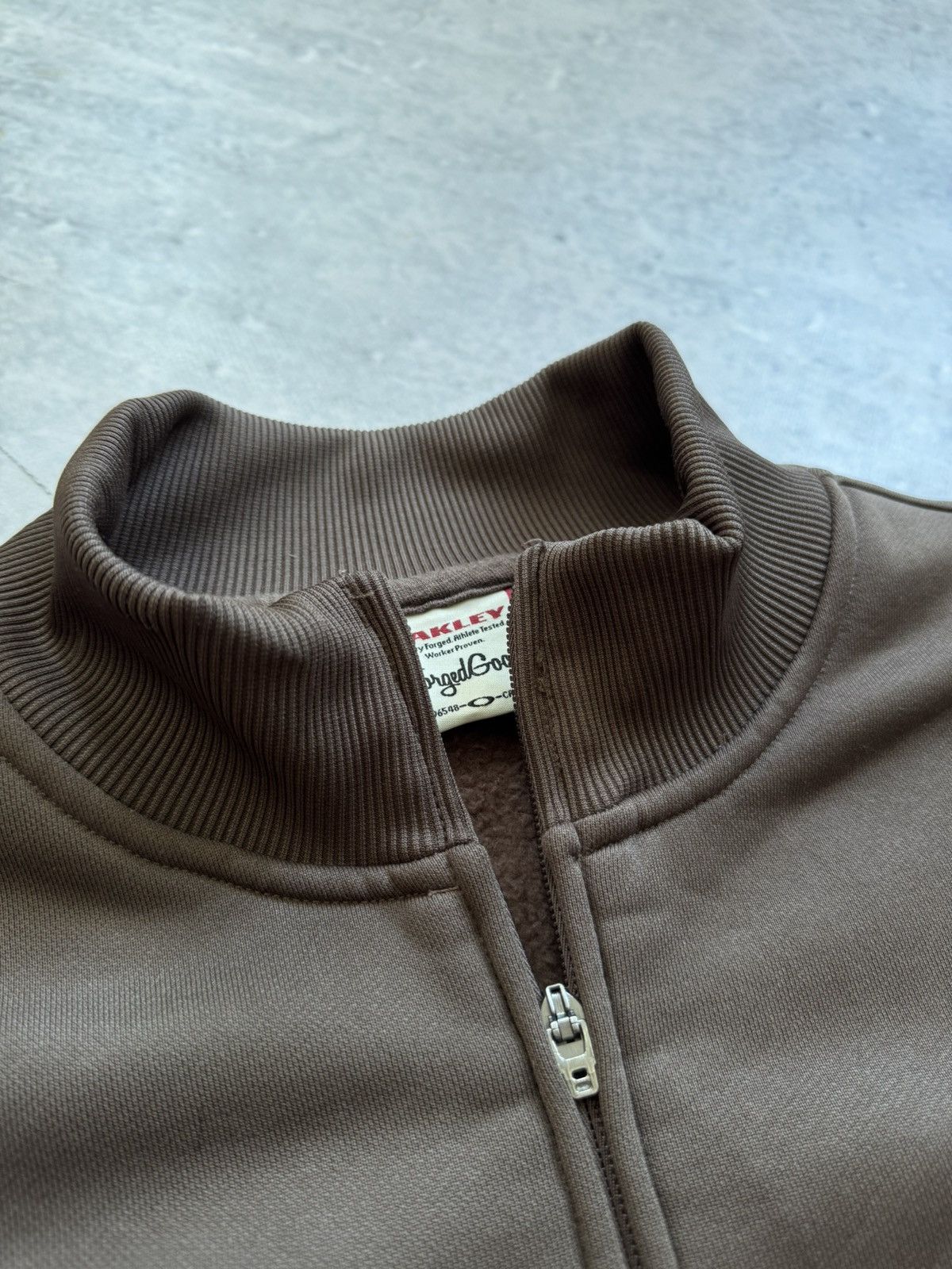 Oakley 🍂Oakley zip brown Travis Scott style 00s Size US L / EU 52-54 / 3 - 2 Thumbnail