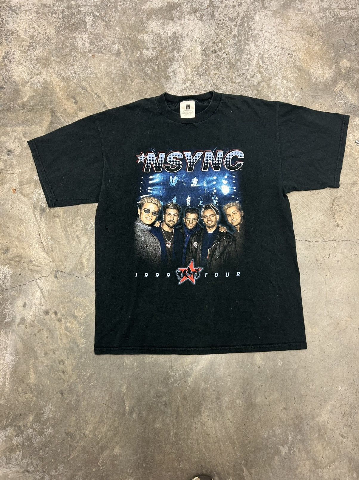 Vintage 1999 *NSYNC Tee Size US XL / EU 56 / 4 - 1 Thumbnail