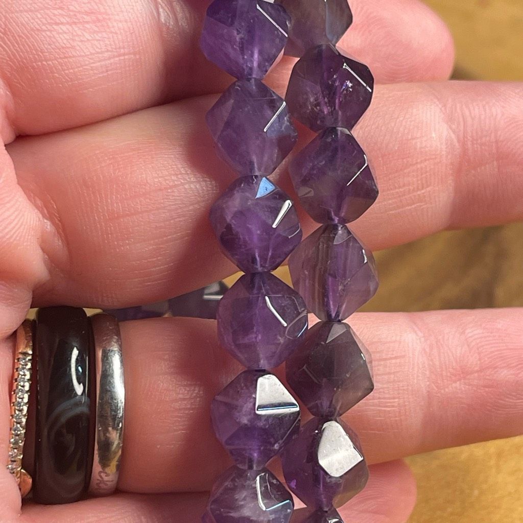 Other Amethyst purple diamond stretch beaded bracelet 7” crystal healing beads 8mm ONE NEW Size ONE SIZE - 5 Thumbnail