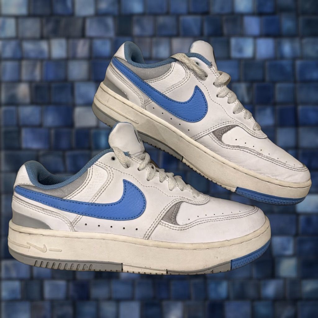 Nike Nike Gamma Force Sneaker Womens White/university Blue Size 8 DX9176-108 Size US 6 / IT 36 - 1 Thumbnail