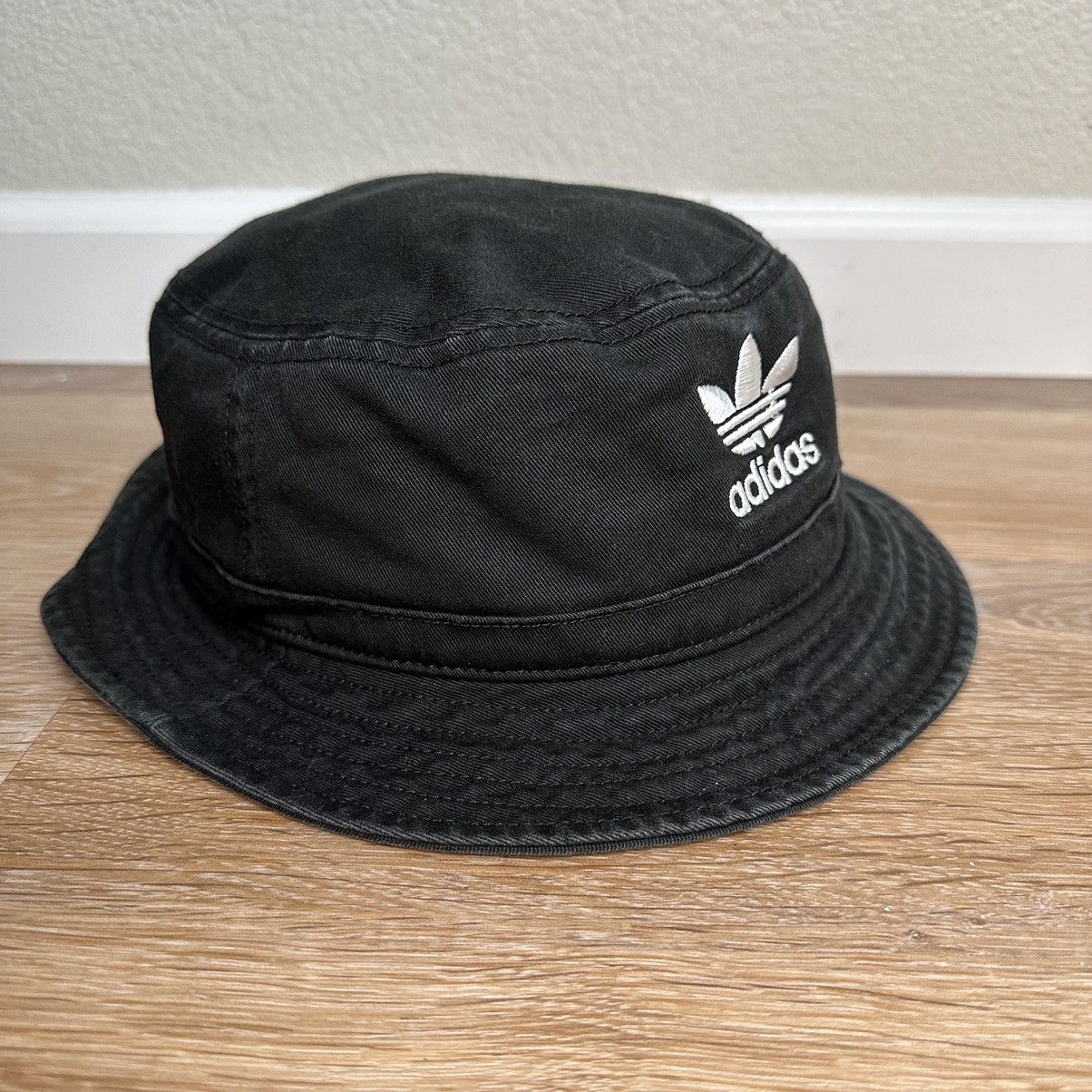 Adidas Adidas Unisex Black Washed Bucket Hat Size ONE SIZE - 5 Thumbnail
