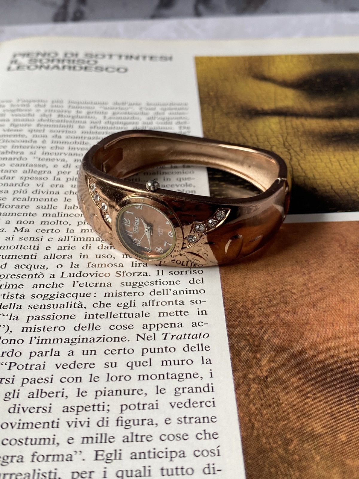 Japanese Brand × Jewelry × Vintage Elegant Rose Gold Watch with Diamonds - Timeless Style Size ONE SIZE - 1 Thumbnail