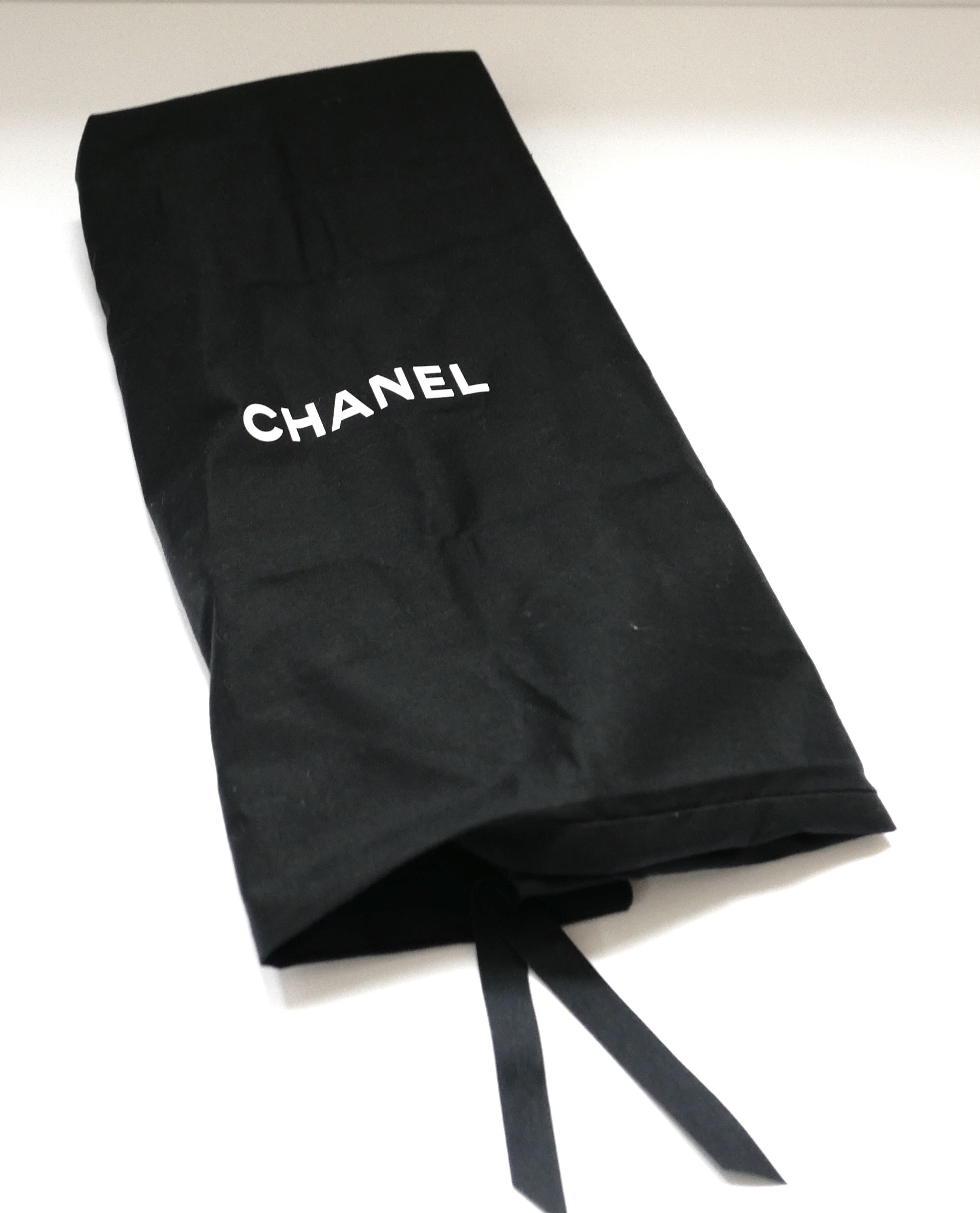 Chanel Chanel CC Logo Shearling Lined Mukluk Boots Size US 7.5 / IT 37.5 - 9 Thumbnail