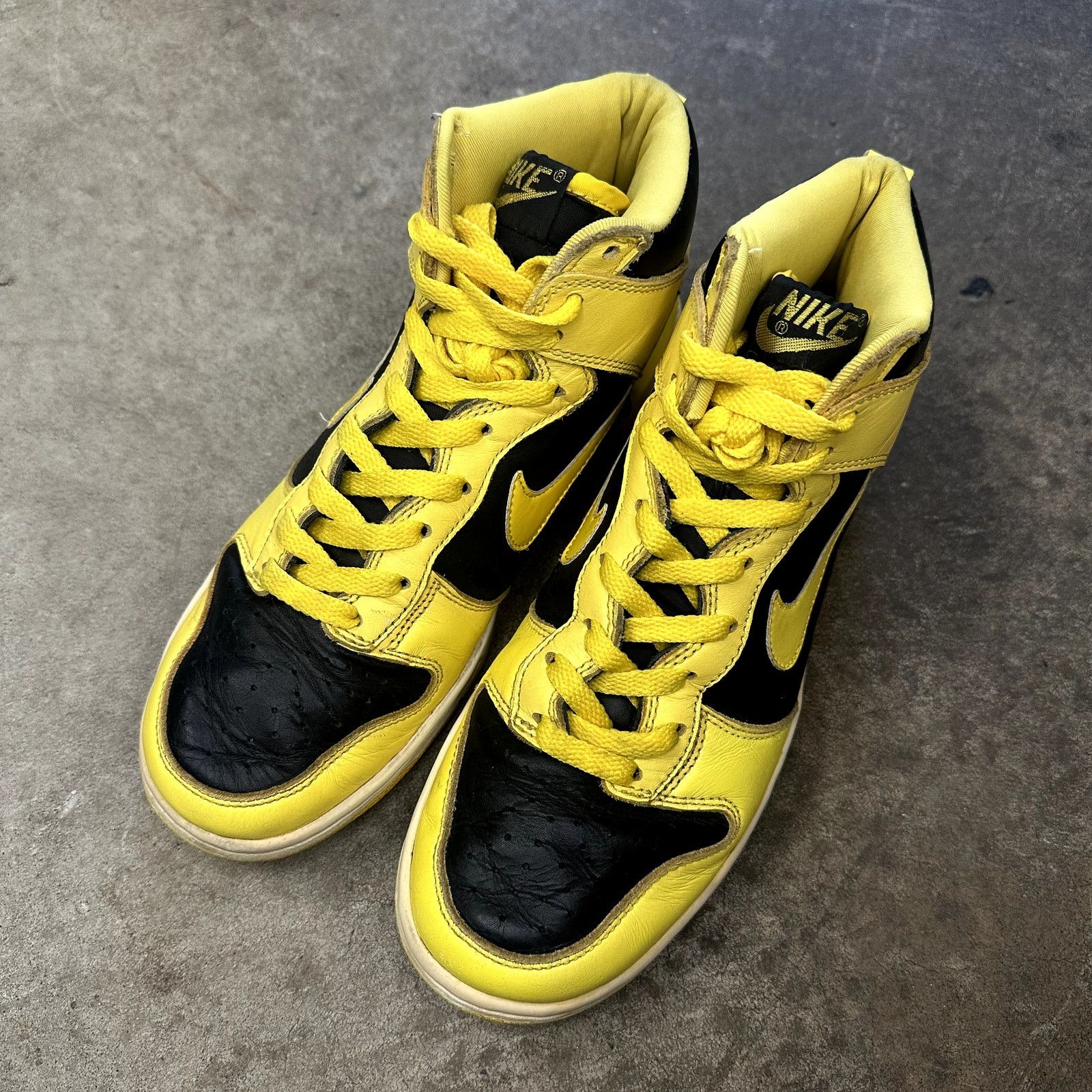 Nike 1999 Nike Dunk Hi 'Golden Rod' Size US 8.5 / EU 41-42 - 2 Thumbnail