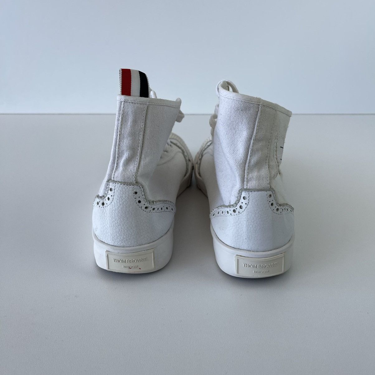 Thom Browne Thom Browne Hi-Top Canvas Broqued Trainer Sneakers White Size US 8 / EU 41 - 5 Thumbnail
