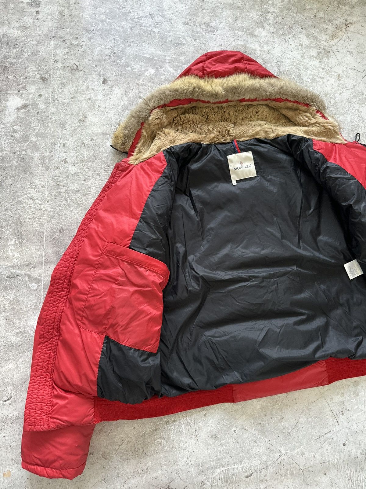 Moncler Moncler Bulgarie red puffer jacket with fur Size US XL / EU 56 / 4 - 16 Thumbnail