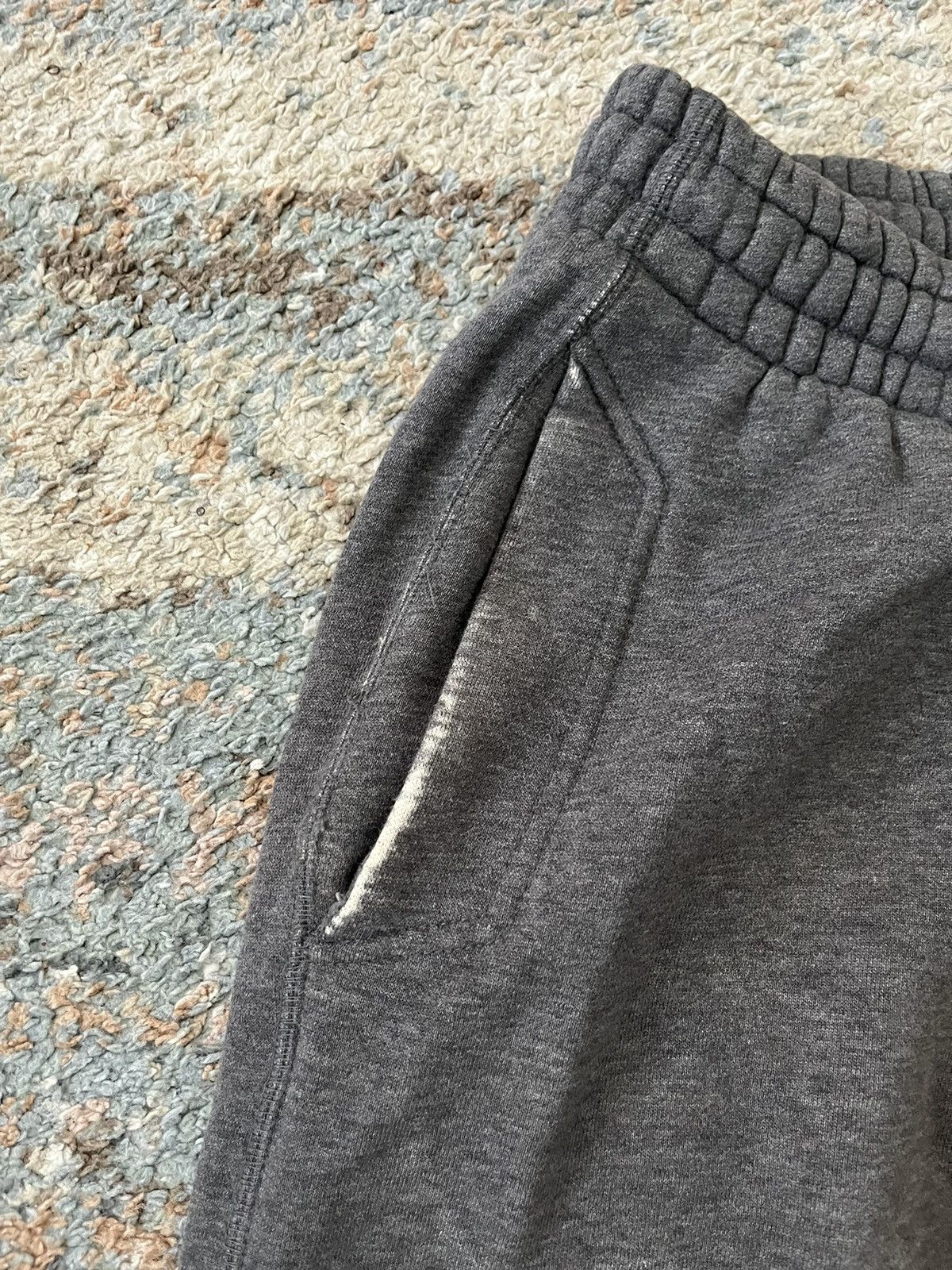 Nike × Vintage VTG Nike Sweat Pants XL Grey Y2K Size US 32 / EU 48 - 3 Thumbnail