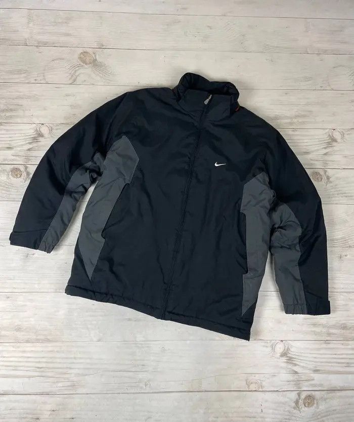 Nike Vintage Nike Big Logo Swoosh 2000s Puffer Jacket Drill Rap Size US M / EU 48-50 / 2 - 1 Thumbnail