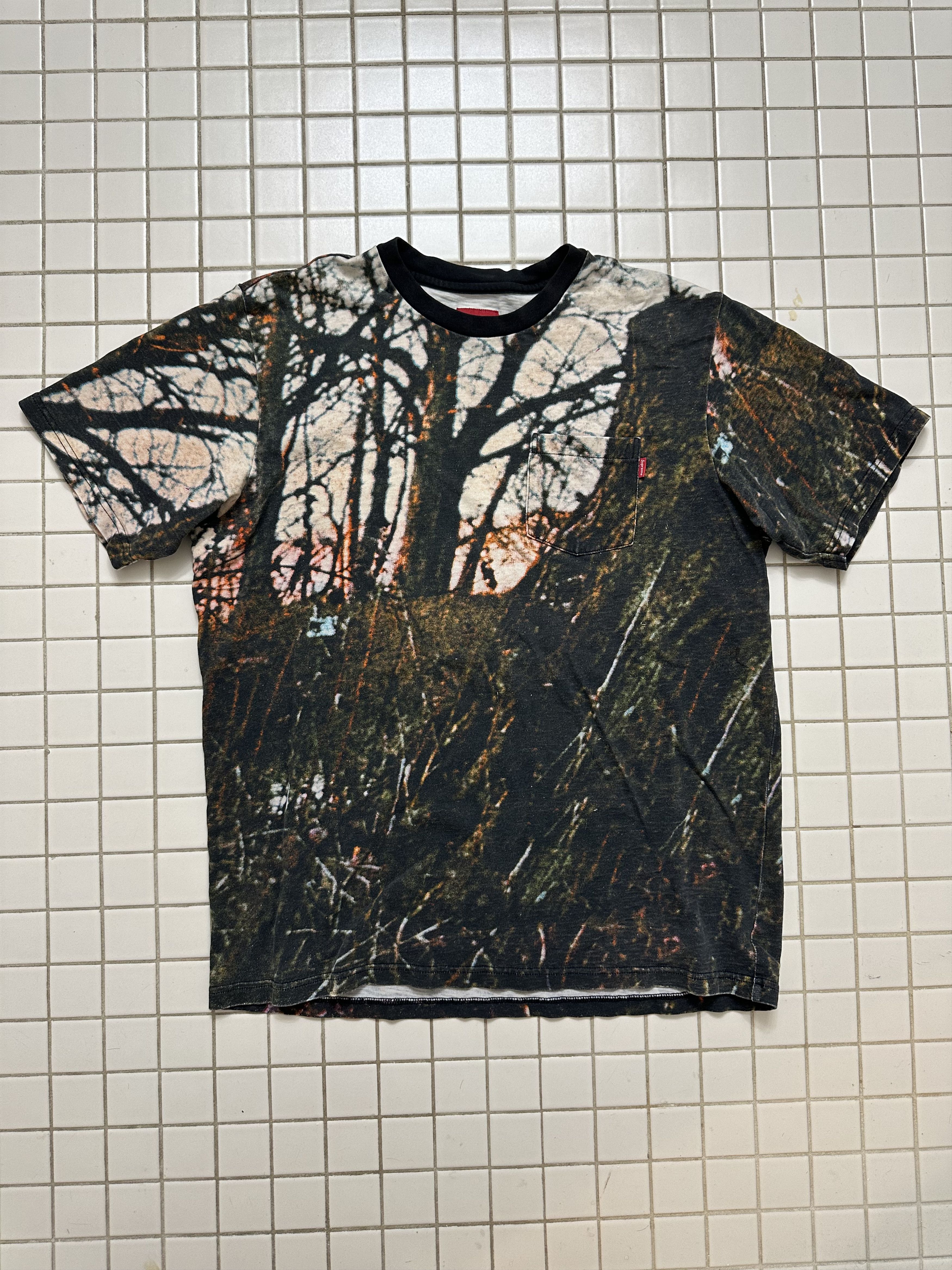 Supreme Sunset Woodland Camo Tee Size US L / EU 52-54 / 3 - 1 Thumbnail