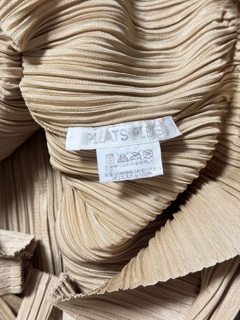 Issey Miyake Issey Miyake size:4 Beige pleated jacket Size XS / US 0-2 / IT 36-38 - 5 Thumbnail