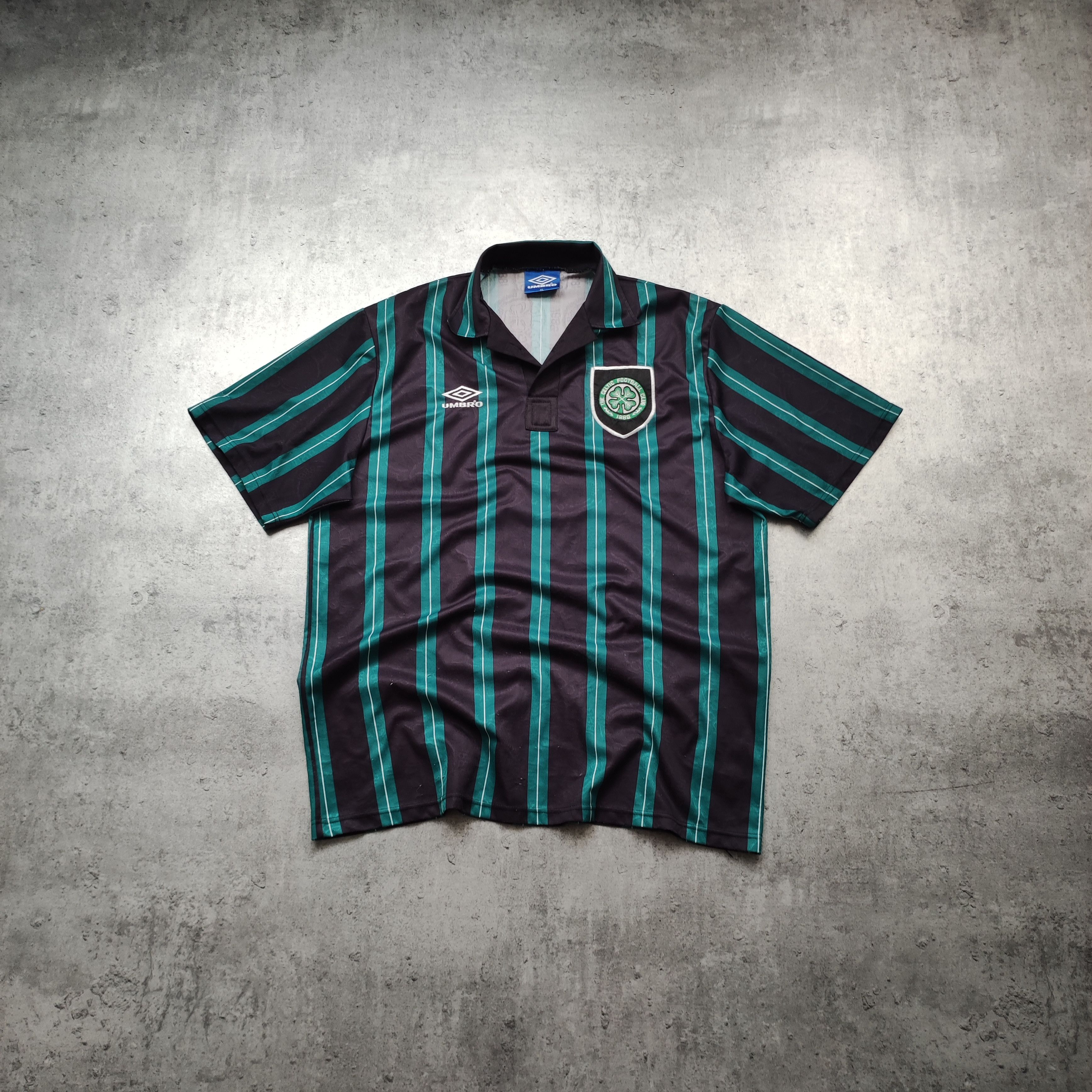 Vintage RARE 1992/93 Celtic Glasgow Umbro Vintage Football Jersey Size US L / EU 52-54 / 3 - 1 Thumbnail