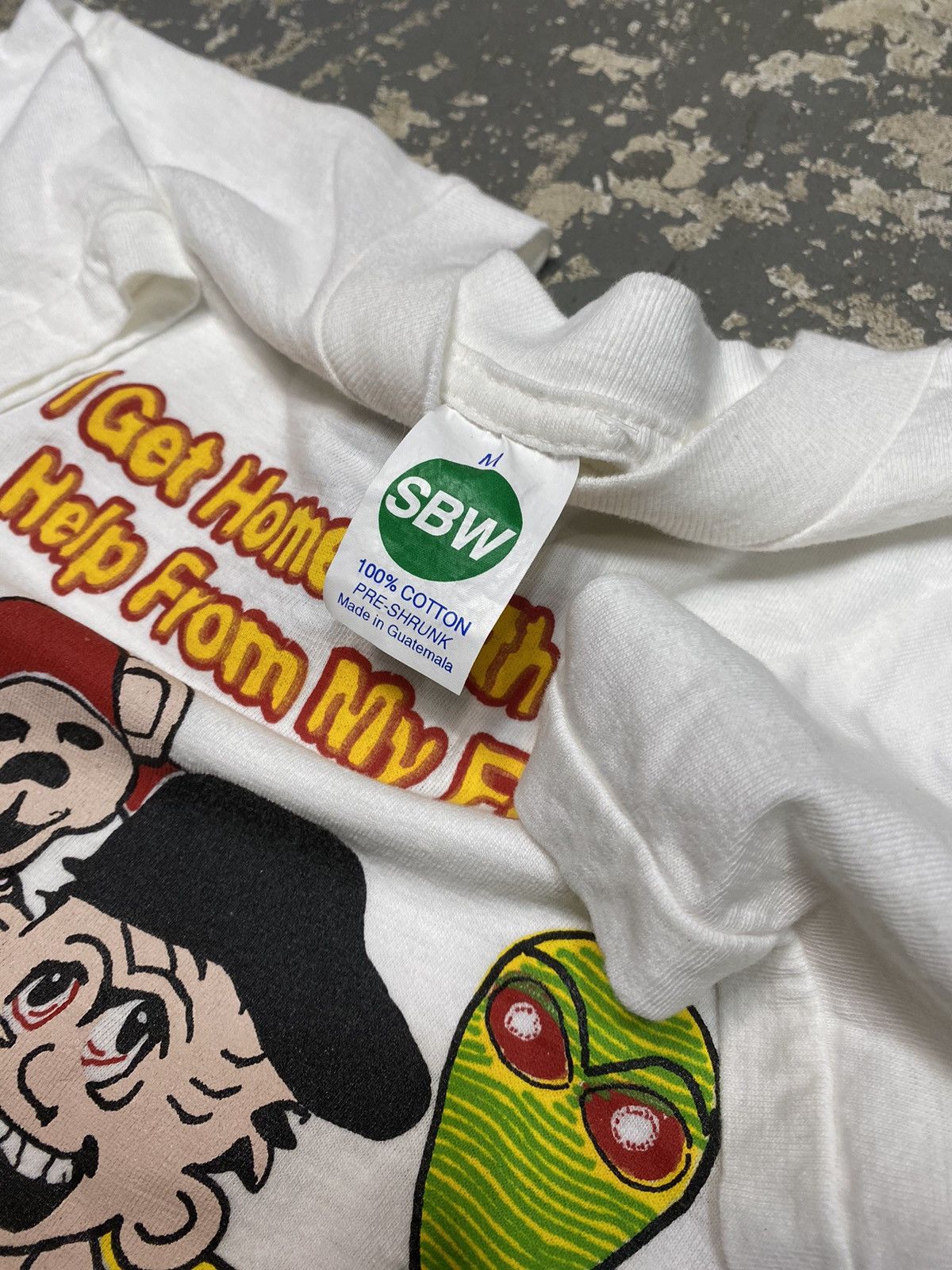 Japanese Brand × Vintage Vintage Get Home With Help From My Friends Beer Drunk Tshirt Size US L / EU 52-54 / 3 - 4 Thumbnail
