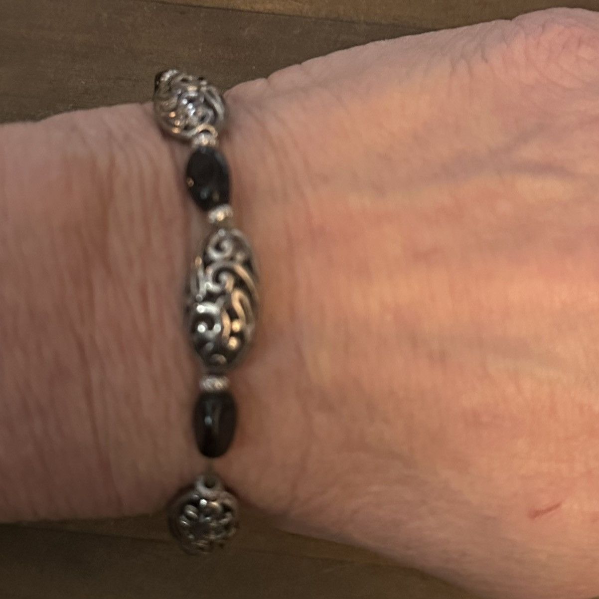 Other Silver and black filigree bead stretch bracelet Size ONE SIZE - 2 Thumbnail