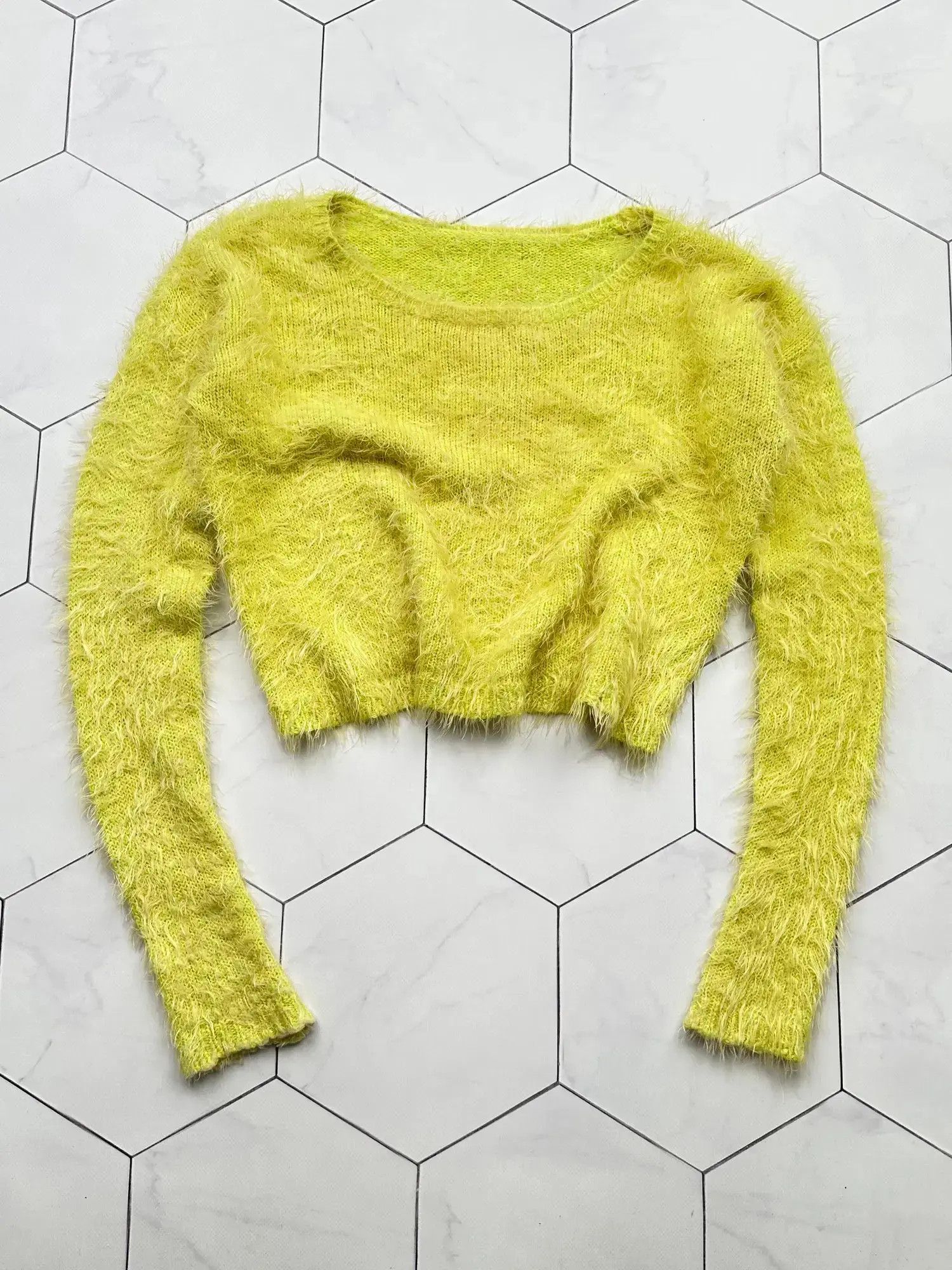 Vintage Vintage Cropped Mohair Sweater (B439)E2 Size M / US 6-8 / IT 42-44 - 1 Thumbnail