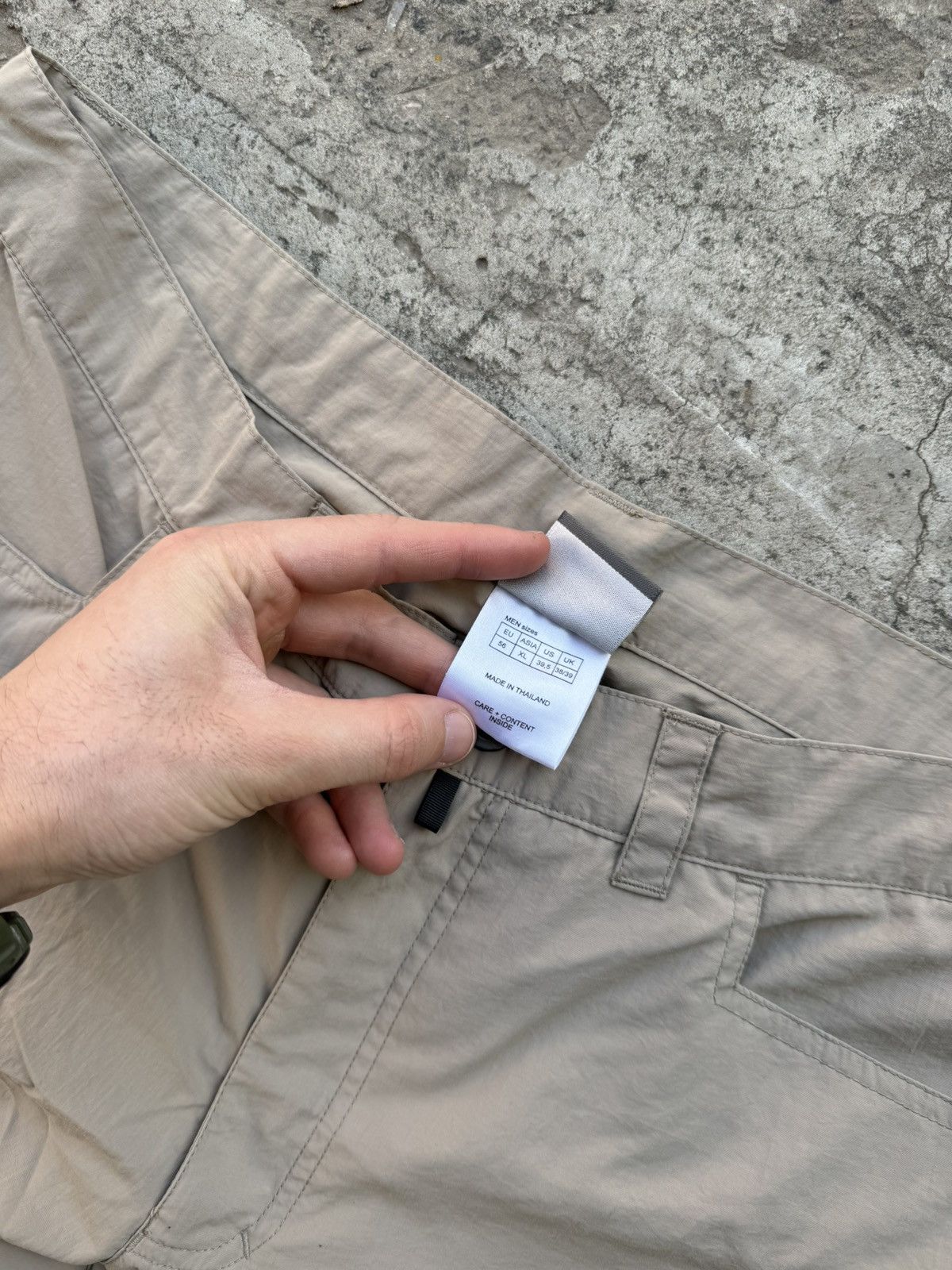 Jack Wolfskin Jack Wolfskin Y2K Hiking Trekking Trail Gorpcore Nylon Pants Size US 38 / EU 54 - 5 Thumbnail