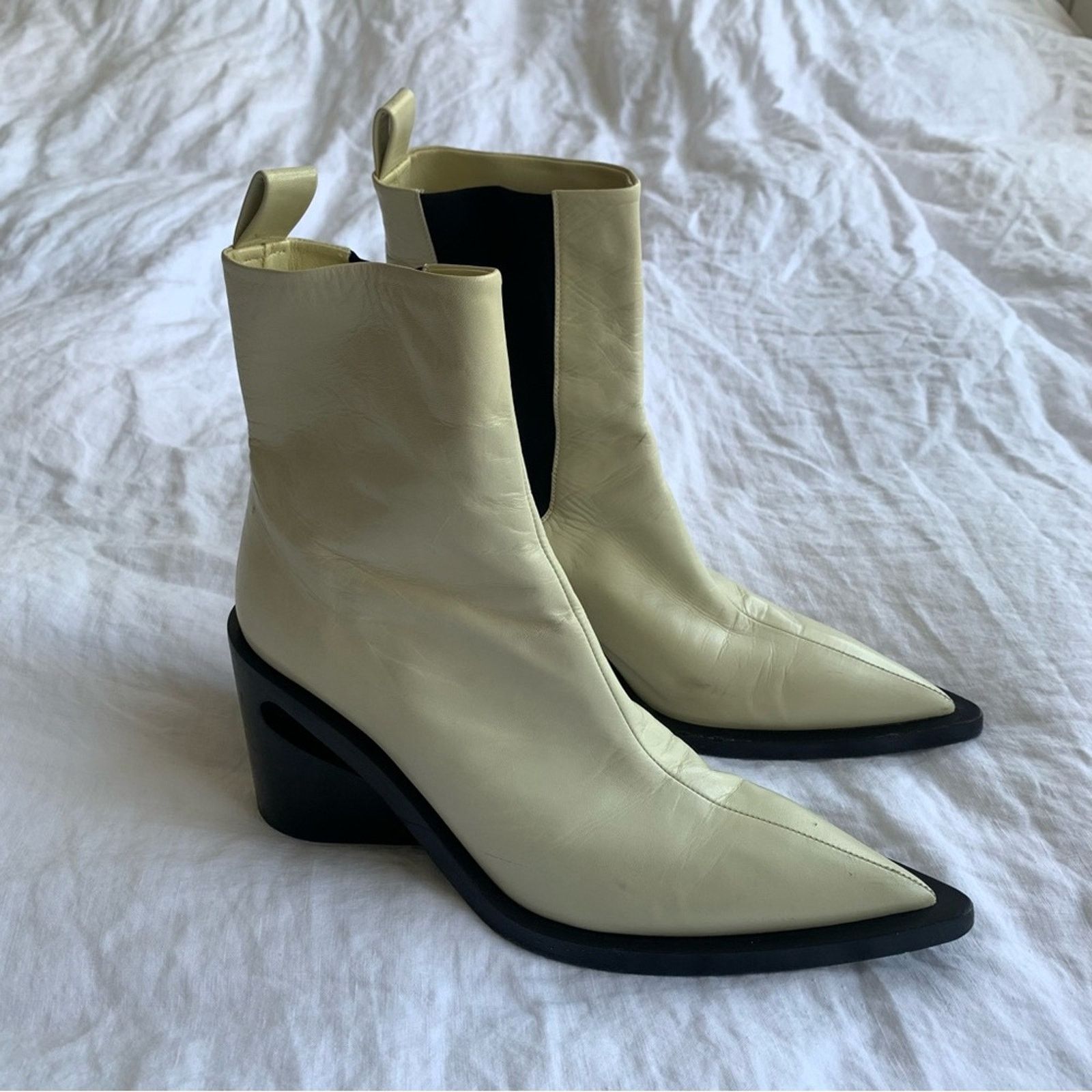 Jil Sander Jil Sander Neutral 80 Dune Leather Pointy Ankle Tripon Boots Size US 8 / IT 38 - 1 Thumbnail