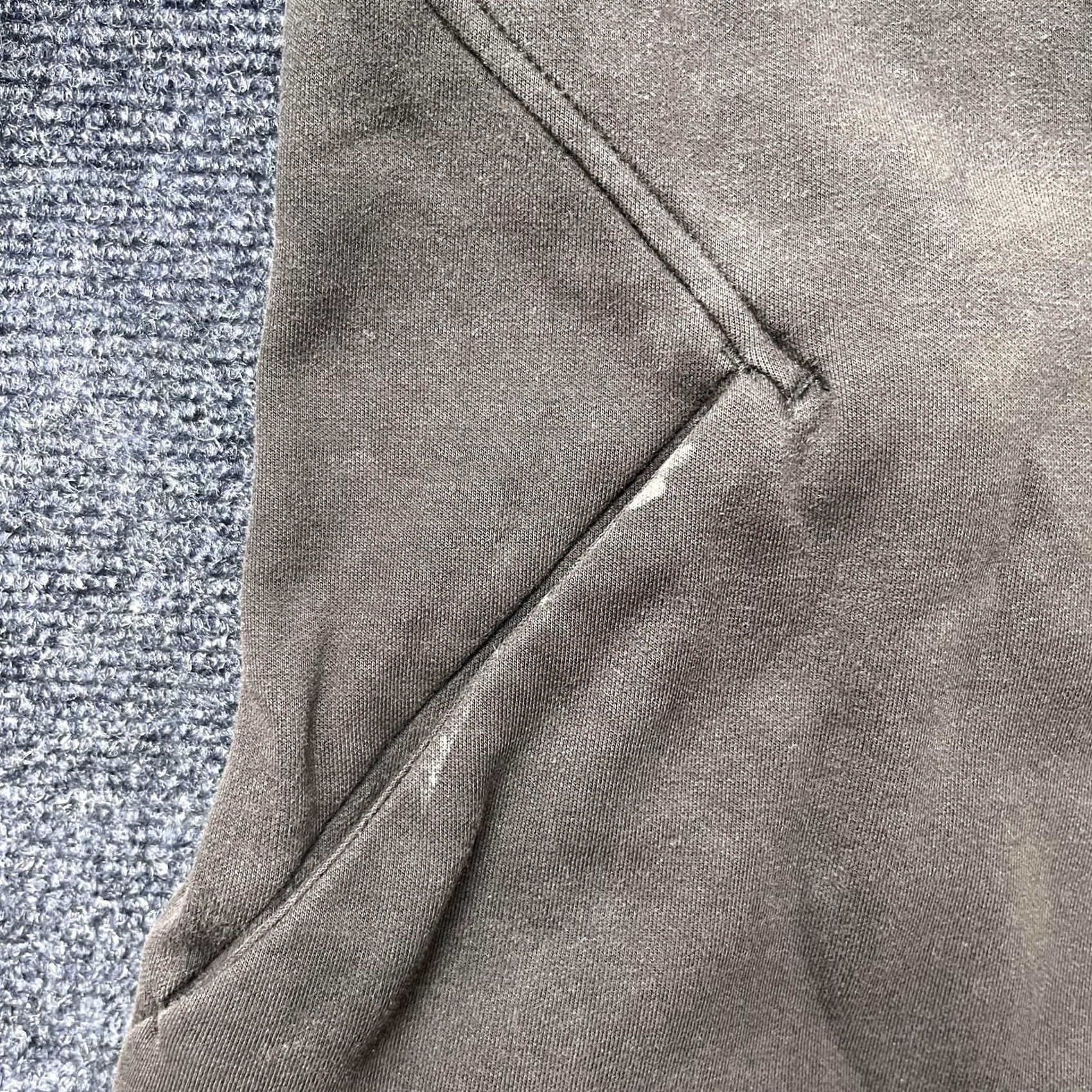 Athleta Athleta Hoodie Womens M Black Fleece Full Zip Solid Raglan Jacket Pockets Size M / US 6-8 / IT 42-44 - 3 Thumbnail