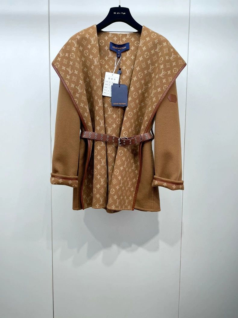 Louis Vuitton Louis Vuitton Short Bathrobe Coat- DMC Size US M / EU 48-50 / 2 - 1 Thumbnail