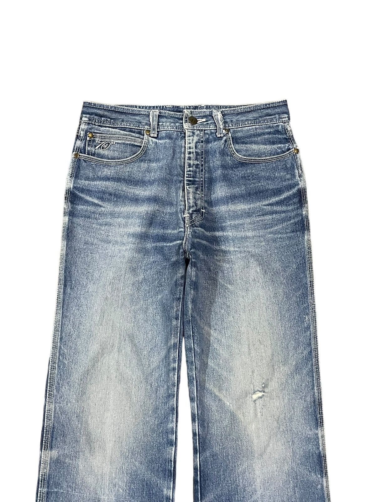 Japanese Brand Vintage Y2K Japanese Brand Fade Wash Straight Loose Jeans Size US 31 - 3 Thumbnail