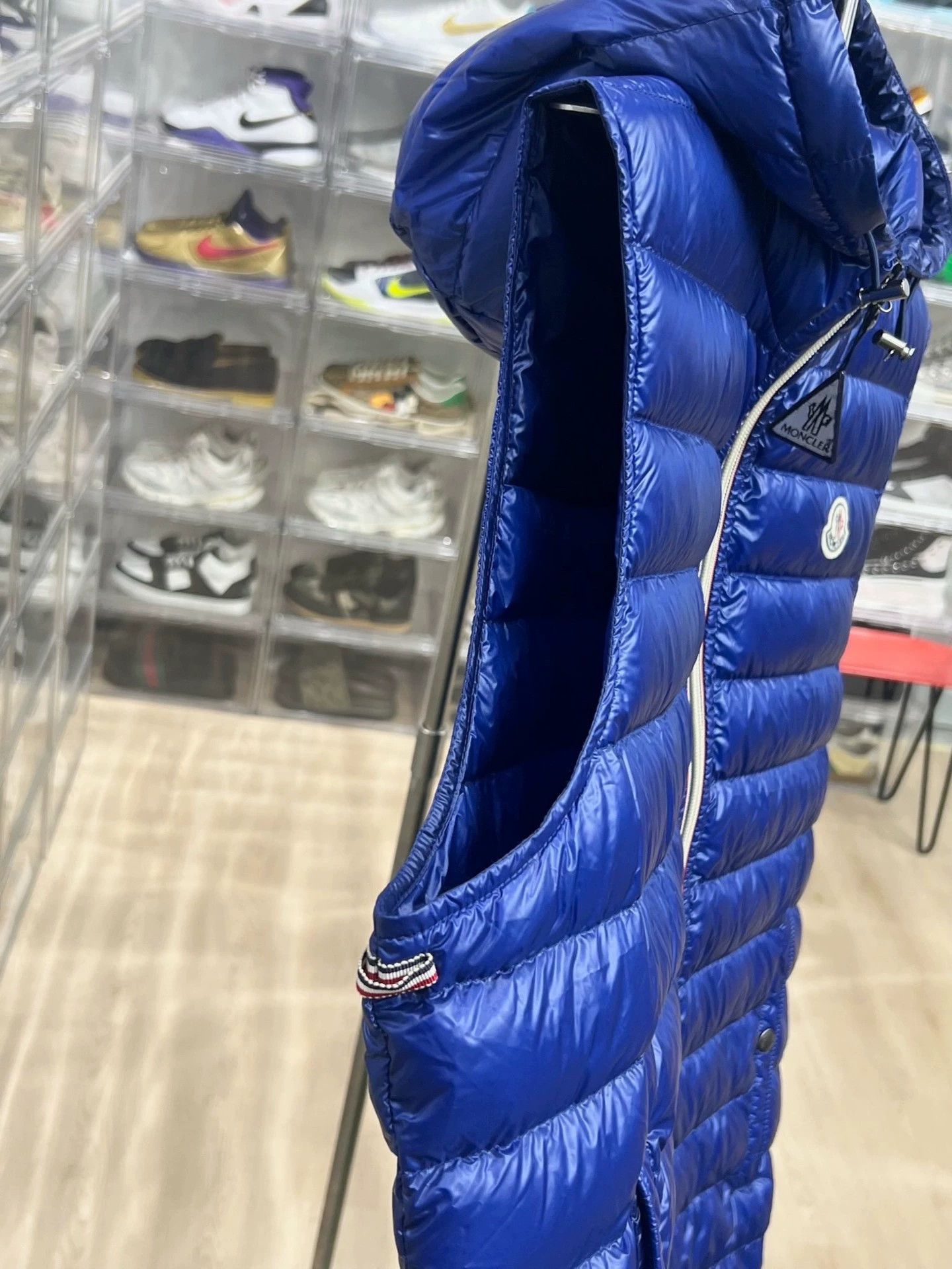 Moncler moncler blue hooded down vest size 6 Size US XXL / EU 58 / 5 - 4 Thumbnail